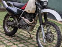 https://riyasewana.com/uploads/honda-xr600-211741094712.jpg