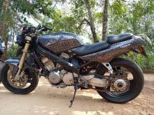 Honda Yt250 F Bross 2003 Motorbike