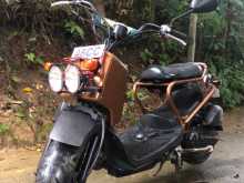 https://riyasewana.com/uploads/honda-zoomer-2813353813302.jpg