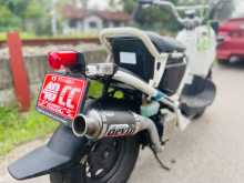 https://riyasewana.com/uploads/honda-zoomer-2911594013442.jpg
