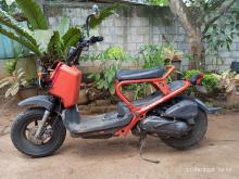 https://riyasewana.com/uploads/honda-zoomer-50-262113446845.jpg