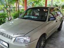 Hyundai Accent 2000 Car