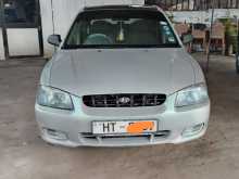Hyundai Accent 2000 Car
