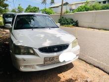 Hyundai Accent 2000 Car