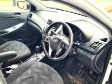 https://riyasewana.com/uploads/hyundai-accent-crdi-179552124162.jpg