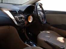 https://riyasewana.com/uploads/hyundai-accent-crdi-2011-2320363712862.jpg