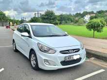 https://riyasewana.com/uploads/hyundai-accent-crdi-3023023322263.jpg