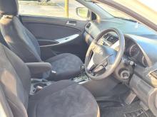 https://riyasewana.com/uploads/hyundai-accent-crdi-7726346144.jpg