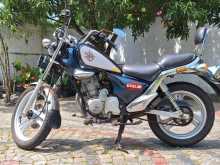 Hyundai Daelim VS 125 Custom 2001 Motorbike