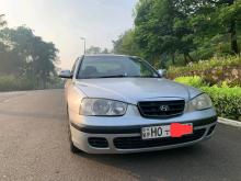 Hyundai Elantra 2000 Car