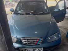 Hyundai Elantra 2000 Car