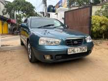 Hyundai ELANTRA 2000 Car