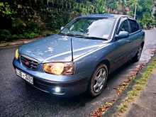 Hyundai Elantra 2000 Car