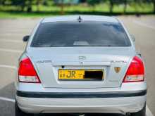 Hyundai Elantra 2000 Car