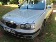 Hyundai Elantra 2000 Car