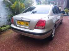 Hyundai Elantra 2000 Car