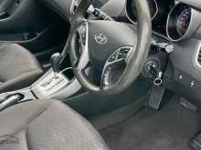 Hyundai Elantra 2012 Car