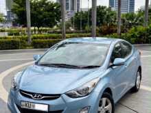 Hyundai Elantra 2012 Car
