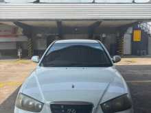 Hyundai Elantra 2000 Car
