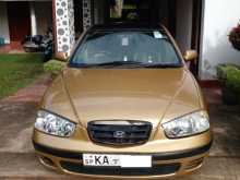 Hyundai Elantra 2000 Car