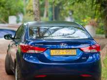 Hyundai Elantra 2011 Car