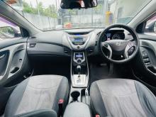 https://riyasewana.com/uploads/hyundai-elantra-gls-32114817215.jpg