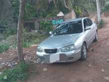 Hyundai Elantra Japan 2000 Car
