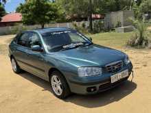 Hyundai Elantra Japan 2001 Car