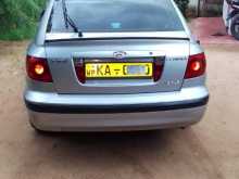 Hyundai Elantra 2000 Car