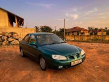 Hyundai Elantra 2000 Car