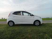 https://riyasewana.com/uploads/hyundai-eon-131636464712.jpg