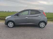 https://riyasewana.com/uploads/hyundai-eon-magna-11703374072.jpg