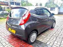 https://riyasewana.com/uploads/hyundai-eon-magna-20160325582.jpg