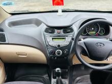 https://riyasewana.com/uploads/hyundai-eon-magna-410244517395.jpg
