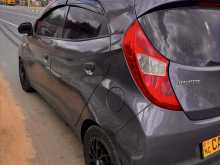 https://riyasewana.com/uploads/hyundai-eon-magna-418570123002.jpg