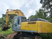 Hyundai 320-7 Robex Excavator 2011 Heavy-Duty