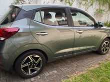 https://riyasewana.com/uploads/hyundai-grand-i10-1102311892.jpg