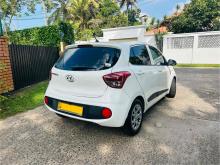 https://riyasewana.com/uploads/hyundai-grand-i10-1523315424935.jpg