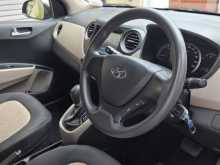 https://riyasewana.com/uploads/hyundai-grand-i10-2017-1023171912653.jpg