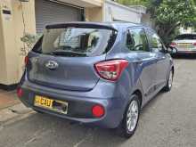https://riyasewana.com/uploads/hyundai-grand-i10-2017-1023171912762.jpg