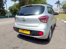 https://riyasewana.com/uploads/hyundai-grand-i10-24114112634.jpg