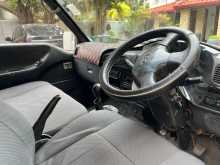 https://riyasewana.com/uploads/hyundai-h-100-2001-118014512843.jpg