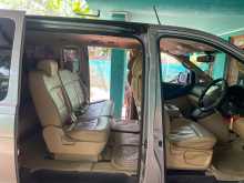 Hyundai H1 2010 Car