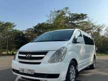Hyundai H1 2011 Van