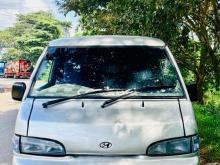 Hyundai H100 2000 Van