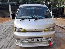 Hyundai H100 2001 Van