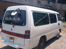 https://riyasewana.com/uploads/hyundai-h100-152012494682.jpg