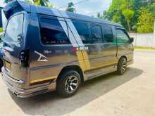https://riyasewana.com/uploads/hyundai-h100-2000-1510432512902.jpg