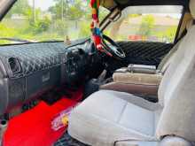 https://riyasewana.com/uploads/hyundai-h100-2000-2210274212074.jpg