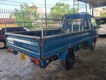 https://riyasewana.com/uploads/hyundai-h100-truck-2000-1010481312653.jpg